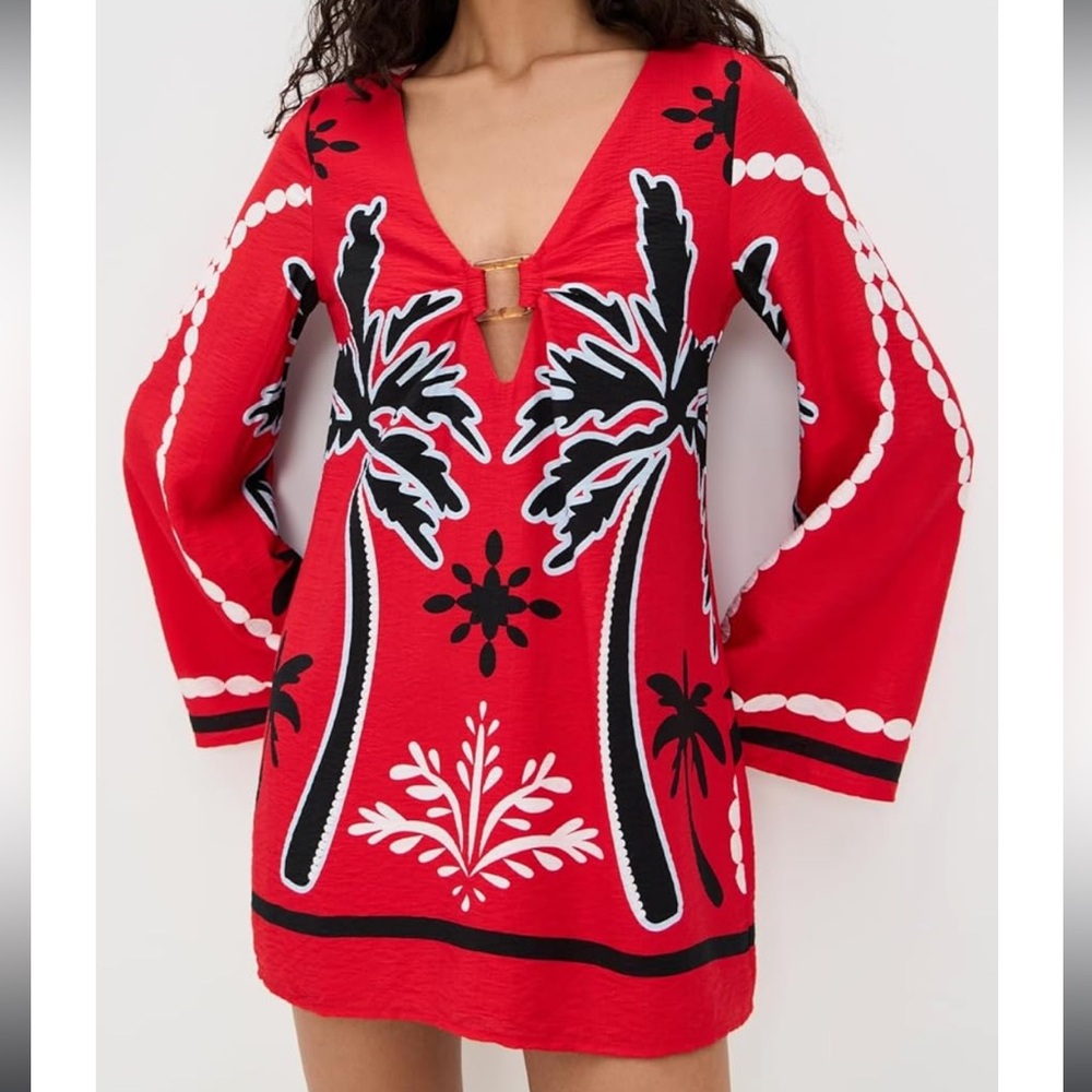 Seven Wonders Caledeira Mini Dress
Red Palm-Print V-Neck Women’s Dress